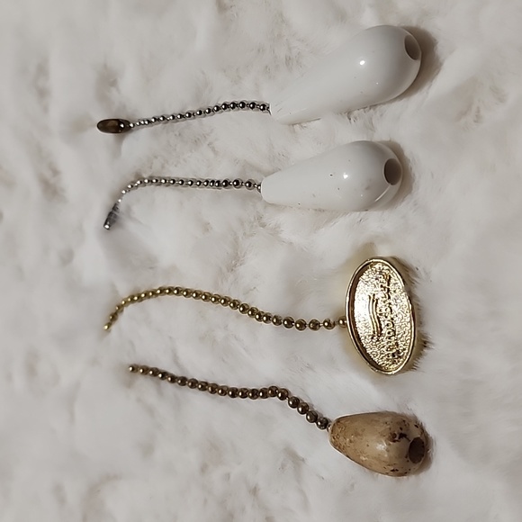 VINTAGE  ASSORTMENT OF HOME DECORATIVES 🏡 - Picture 5 of 7